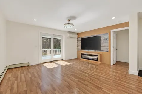 10 Wildberry Lane Saco ME 04072