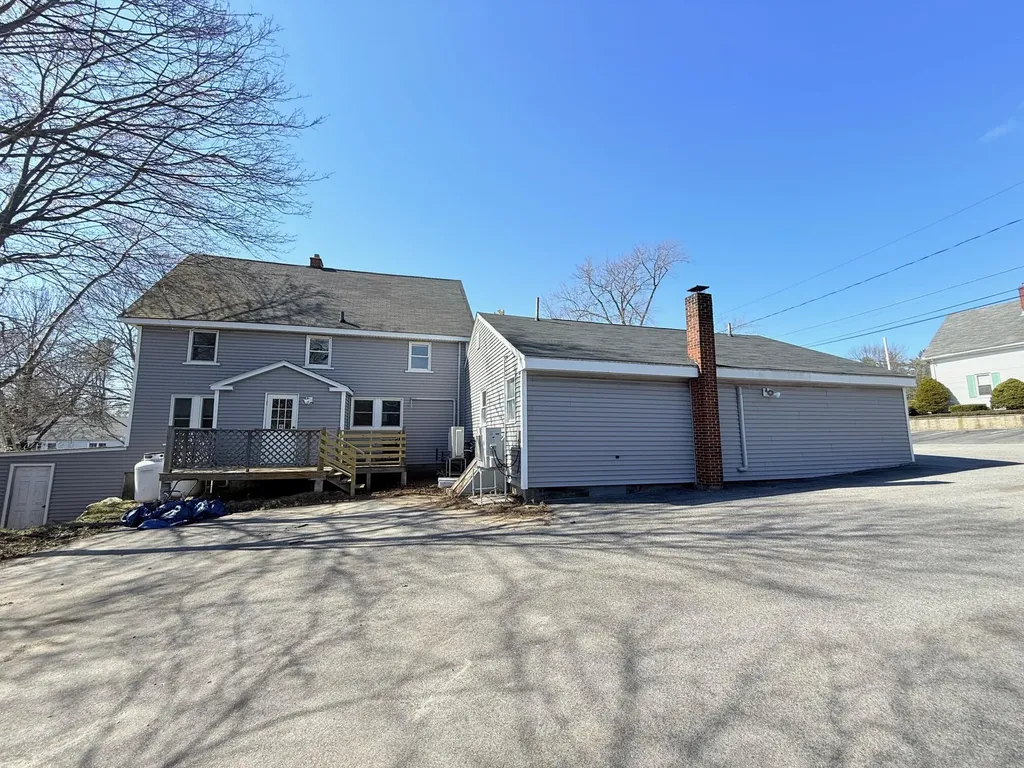 762 Main Street South Portland ME 04106