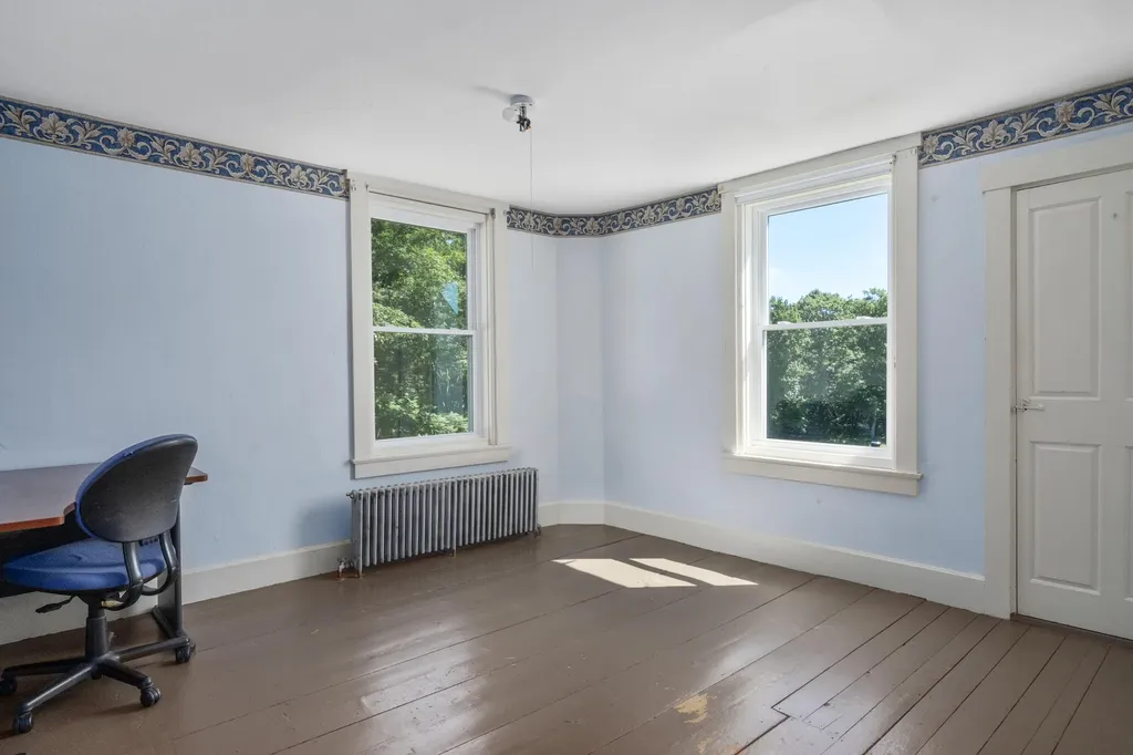 627 Western Road Warren ME 04864