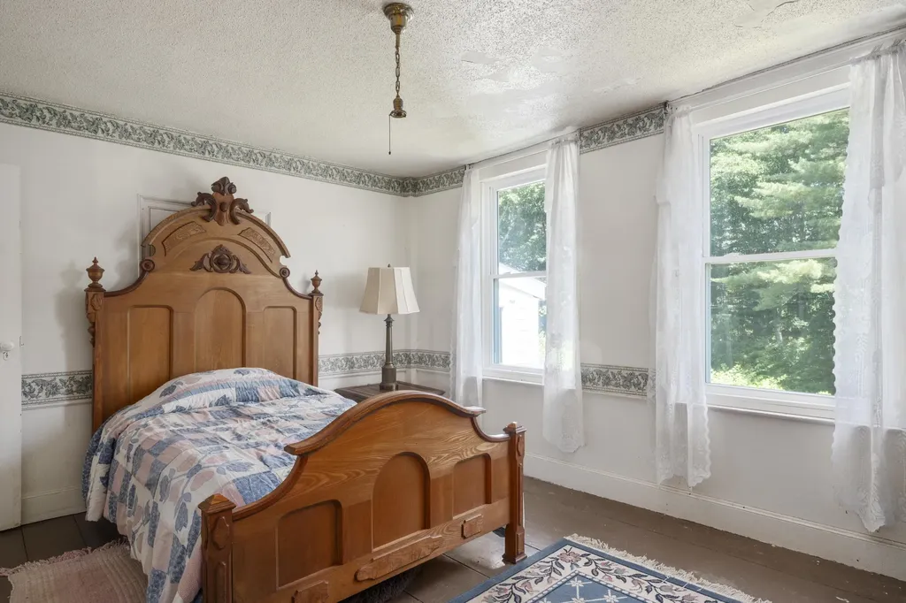 627 Western Road Warren ME 04864