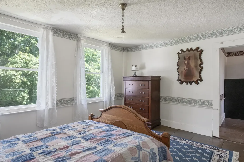627 Western Road Warren ME 04864