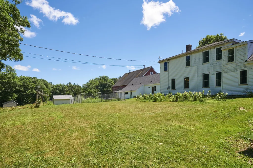 627 Western Road Warren ME 04864
