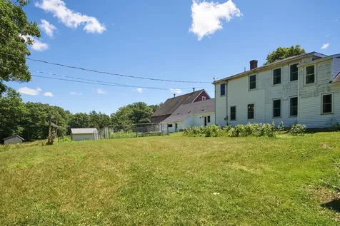 627 Western Road Warren ME 04864
