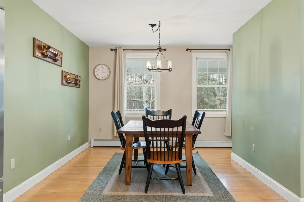 41 Arrowhead Lane Limerick ME 04048