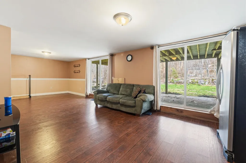 41 Arrowhead Lane Limerick ME 04048