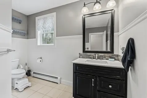 41 Arrowhead Lane Limerick ME 04048