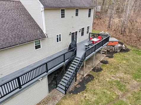41 Arrowhead Lane Limerick ME 04048