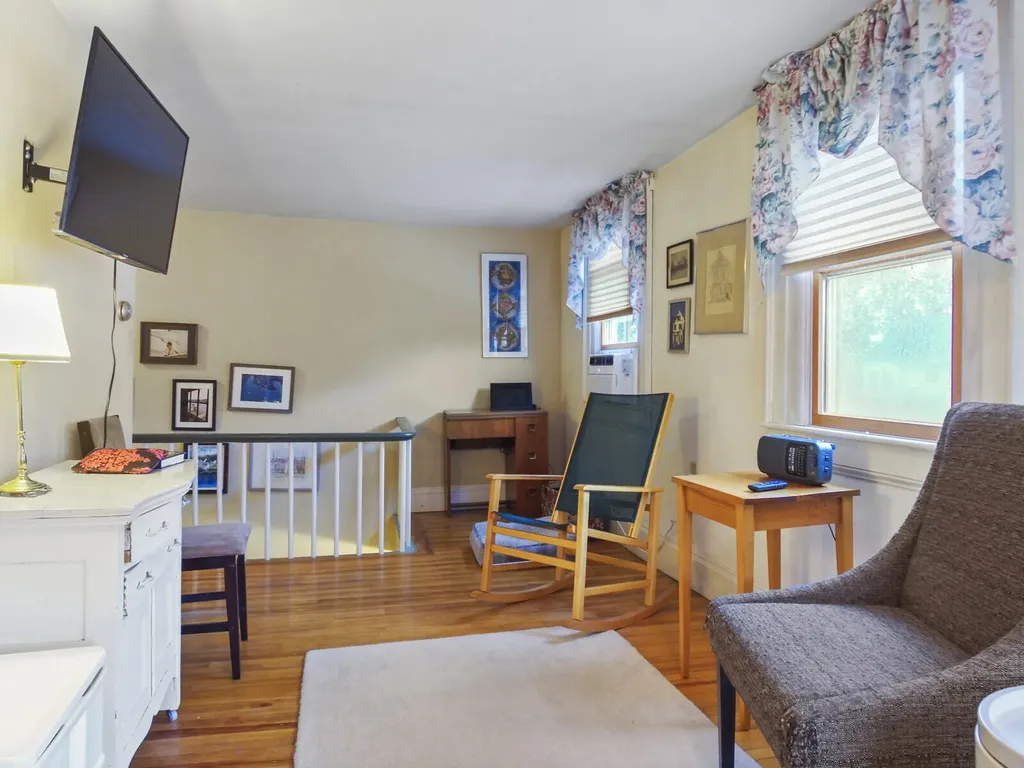 73 Pleasant Street Brunswick ME 04011