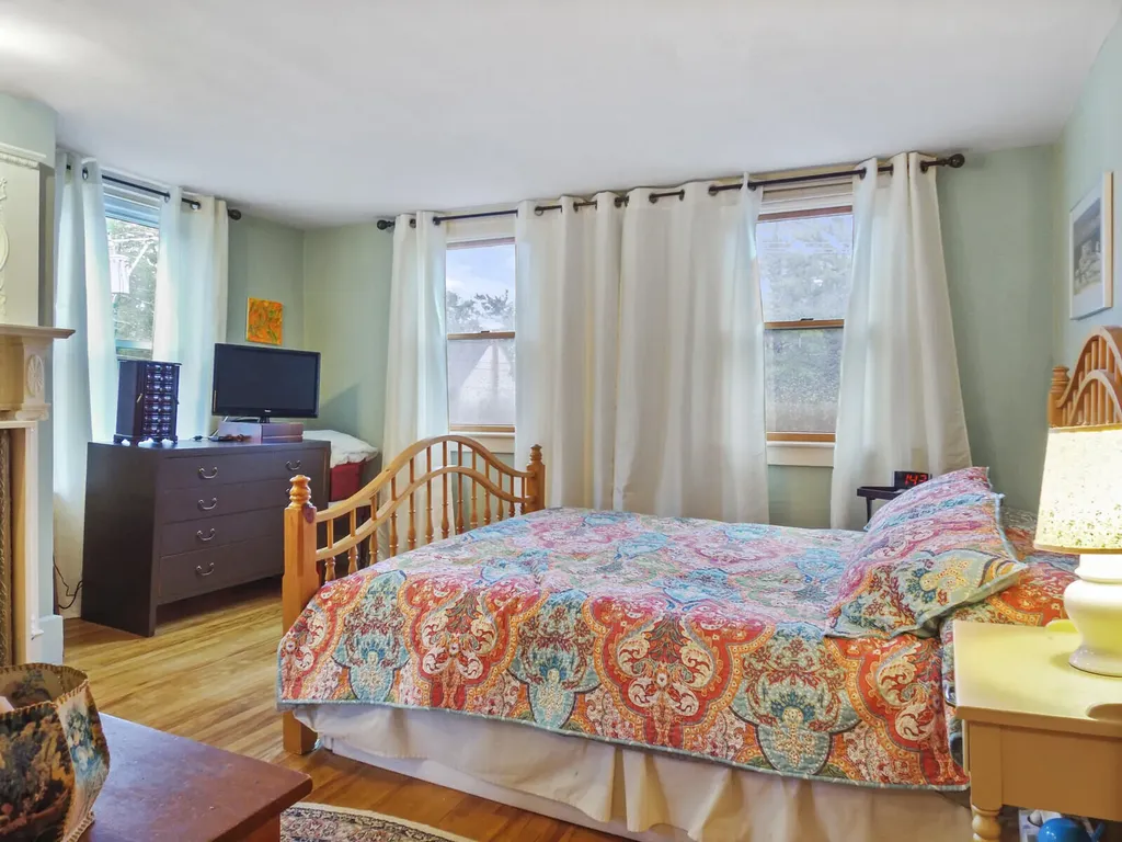 73 Pleasant Street Brunswick ME 04011