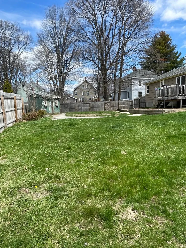 19 Hicks Street Portland ME 04103
