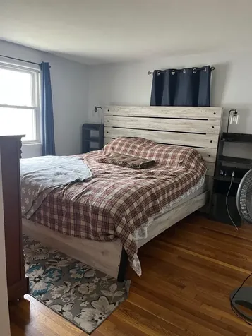 19 Hicks Street Portland ME 04103