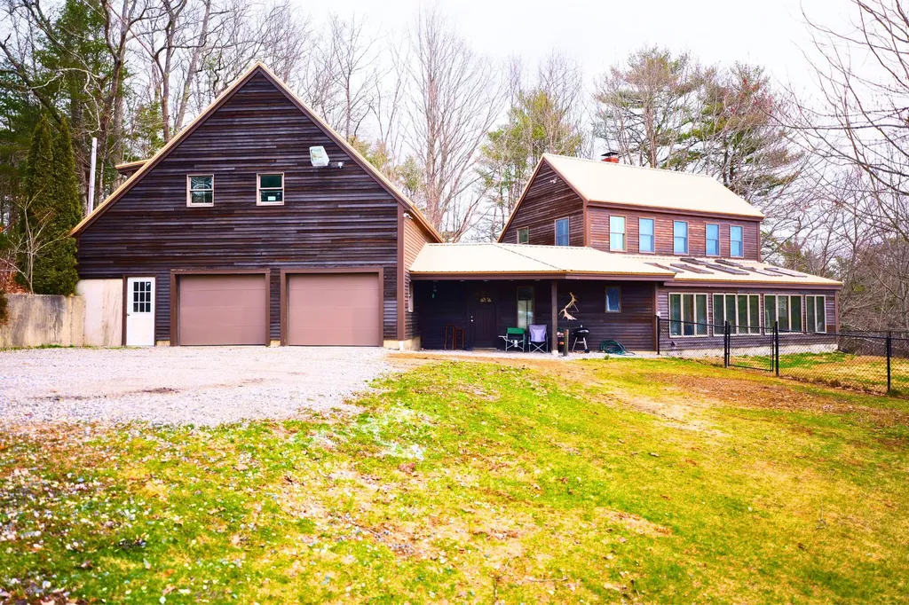 286 Wiscasset Road Whitefield ME 04353