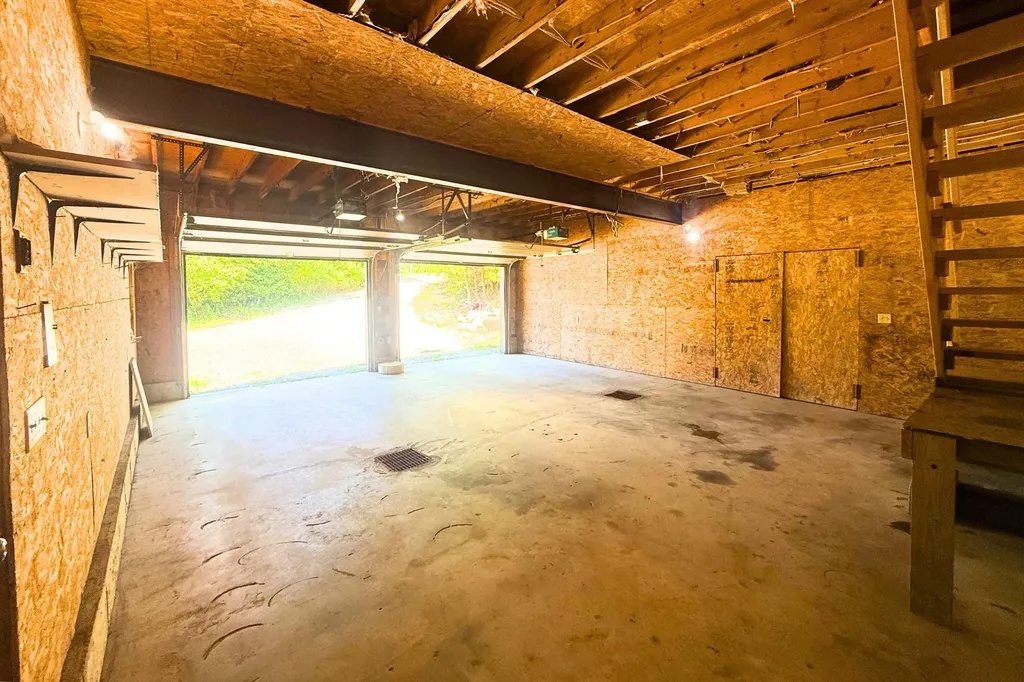 286 Wiscasset Road Whitefield ME 04353