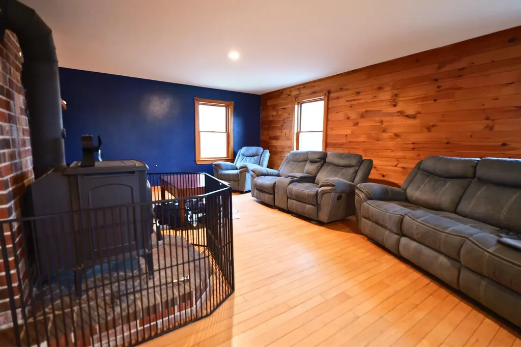 286 Wiscasset Road Whitefield ME 04353