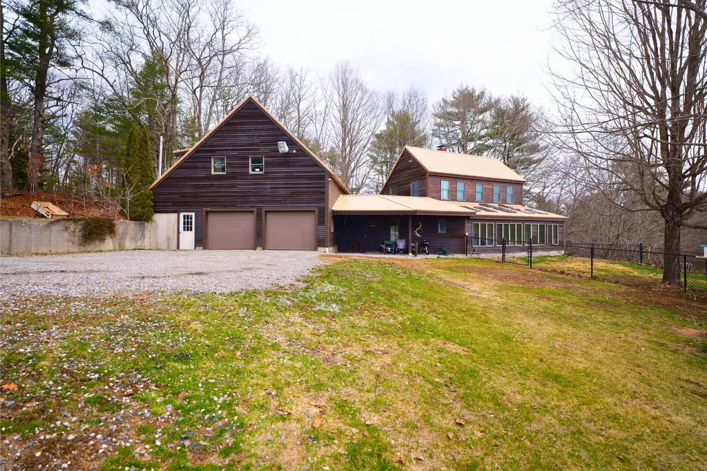 286 Wiscasset Road Whitefield ME 04353