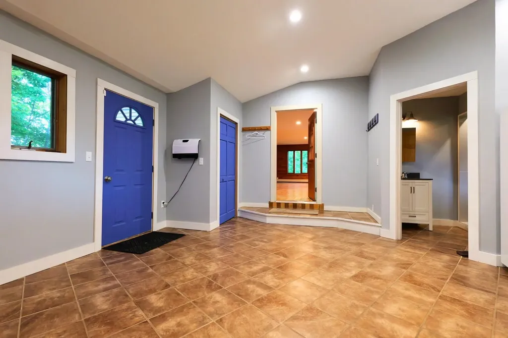286 Wiscasset Road Whitefield ME 04353