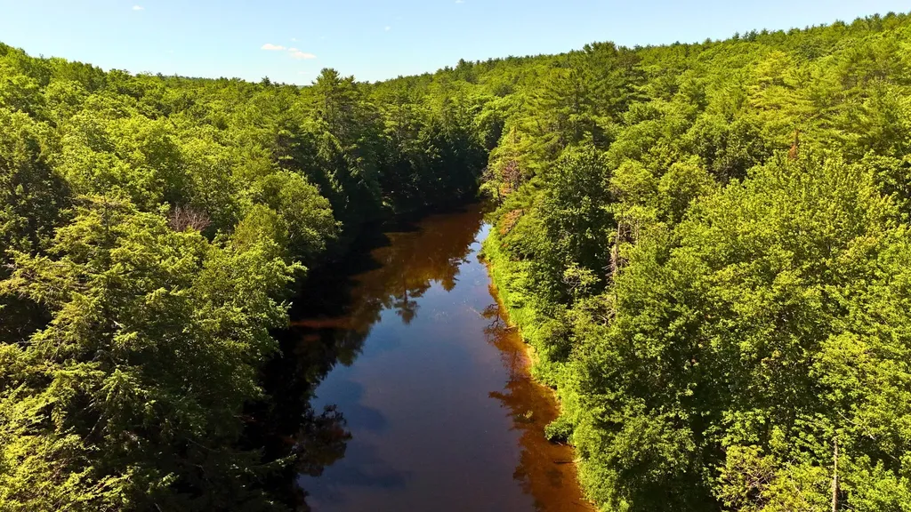 286 Wiscasset Road Whitefield ME 04353