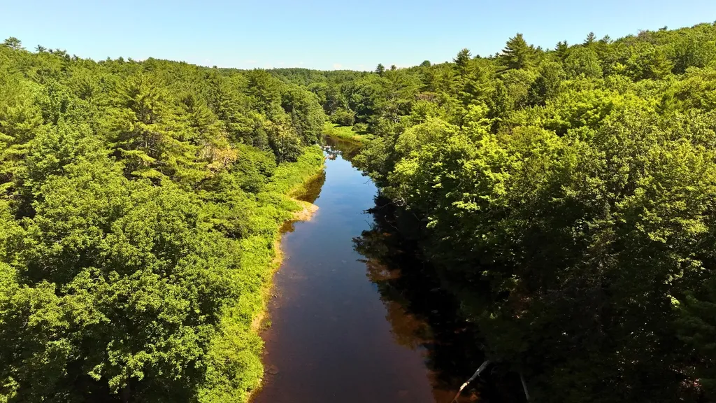 286 Wiscasset Road Whitefield ME 04353