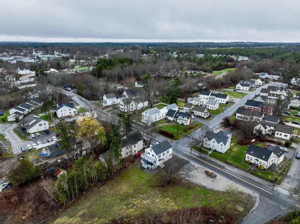 393 Front Street Richmond ME 04357