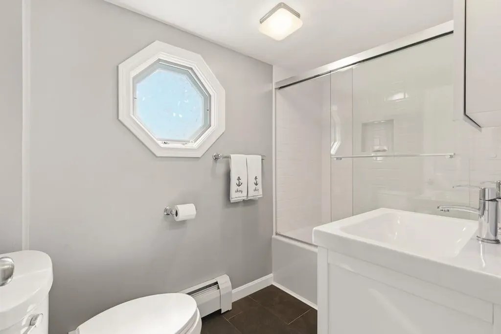 8 Bickford Street Scarborough ME 04074