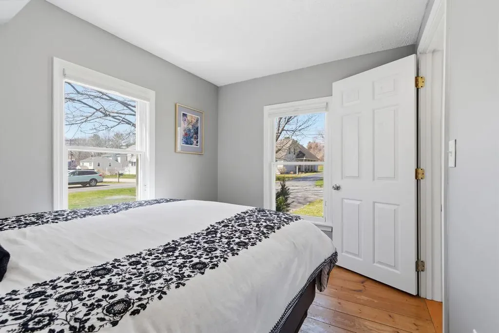 8 Bickford Street Scarborough ME 04074