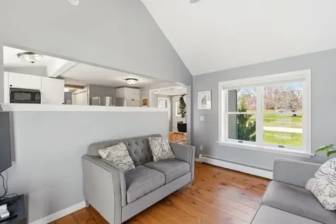 8 Bickford Street Scarborough ME 04074