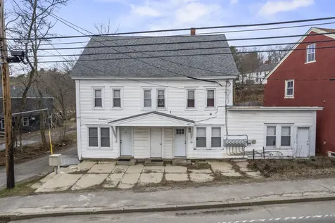 16 Main Street Topsham ME 04086