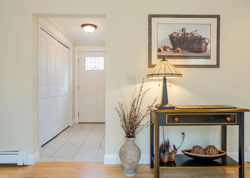 8 Halls Hill Road Falmouth ME 04105