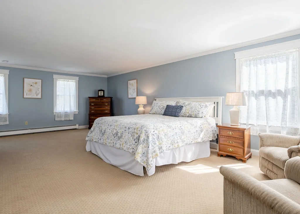 8 Halls Hill Road Falmouth ME 04105