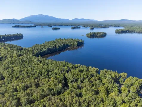 T1R8 Wels Millinocket Lake Millinocket ME 04462