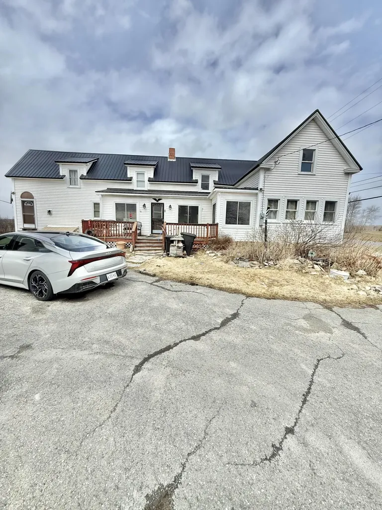 808 Madawaska Road Caribou ME 04736