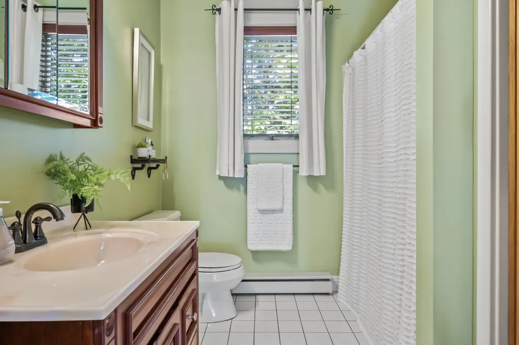 56 Old Kings Highway Ogunquit ME 03907