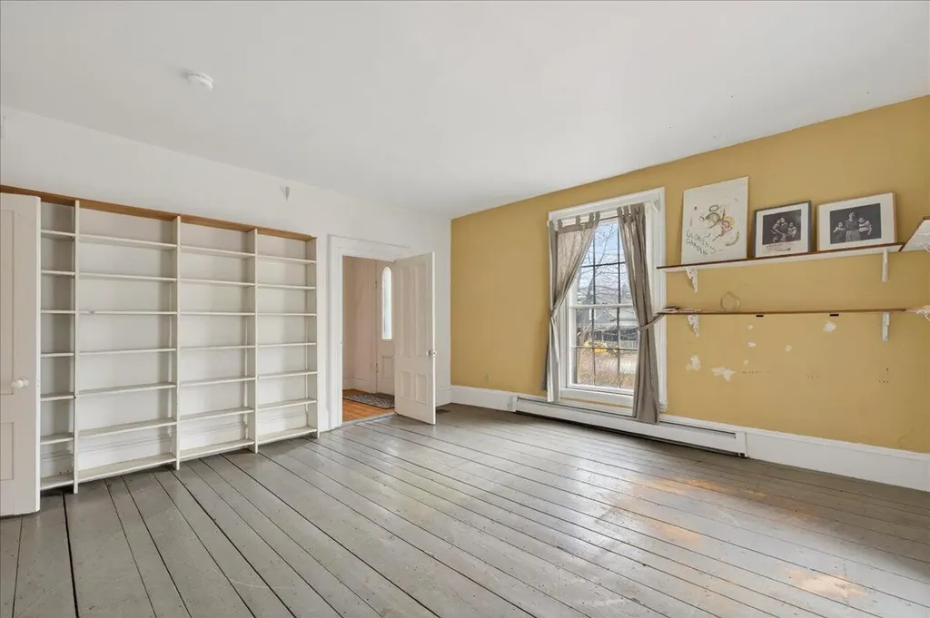 330 E Main Street Searsport ME 04974