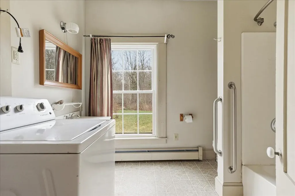 330 E Main Street Searsport ME 04974