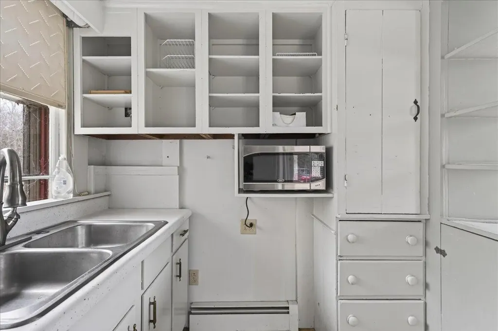 330 E Main Street Searsport ME 04974