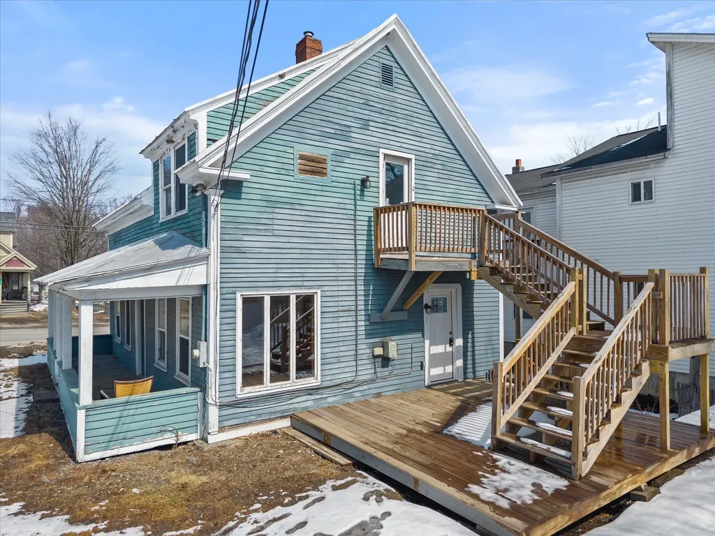102 Thomas Mcclellan Road Farmington ME 04938