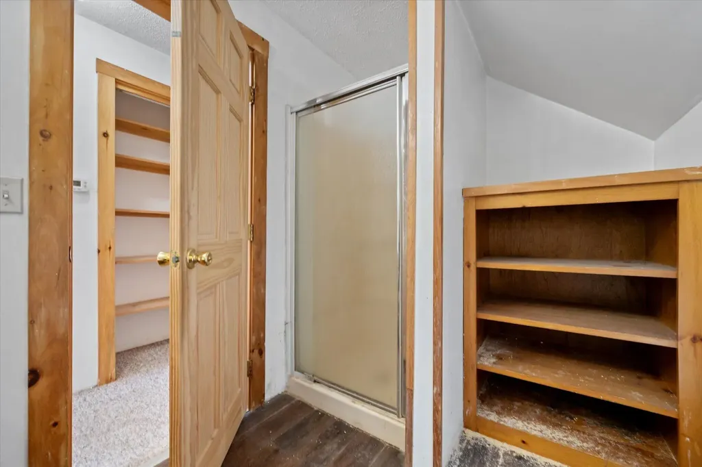 102 Thomas Mcclellan Road Farmington ME 04938