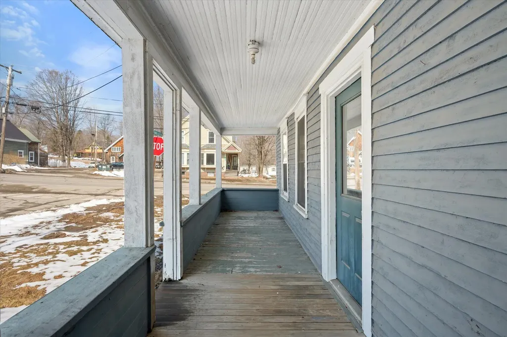102 Thomas Mcclellan Road Farmington ME 04938