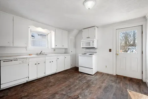 102 Thomas Mcclellan Road Farmington ME 04938
