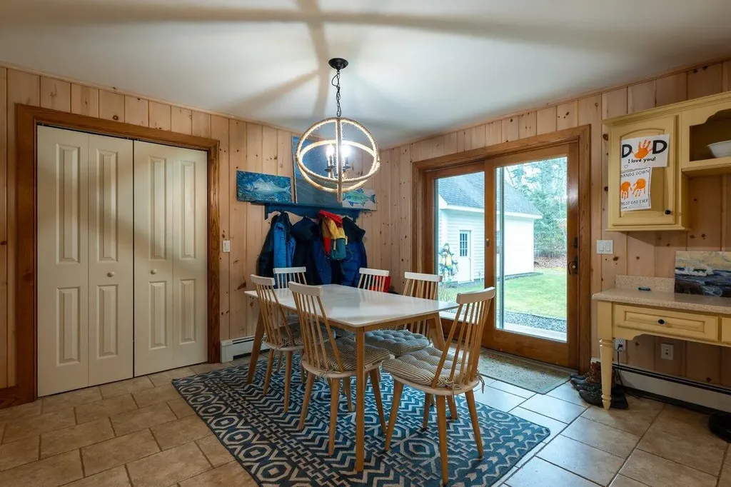 55 Pinkham Road Bristol ME 04554
