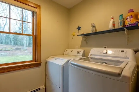 55 Pinkham Road Bristol ME 04554