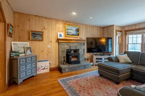 55 Pinkham Road Bristol ME 04554