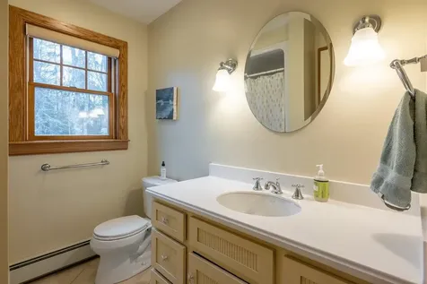 55 Pinkham Road Bristol ME 04554