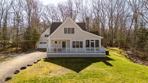 55 Pinkham Road Bristol ME 04554