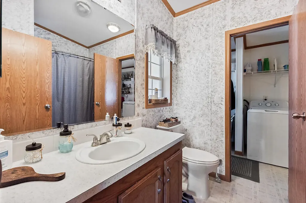 30 Ames Court Pittsfield ME 04967