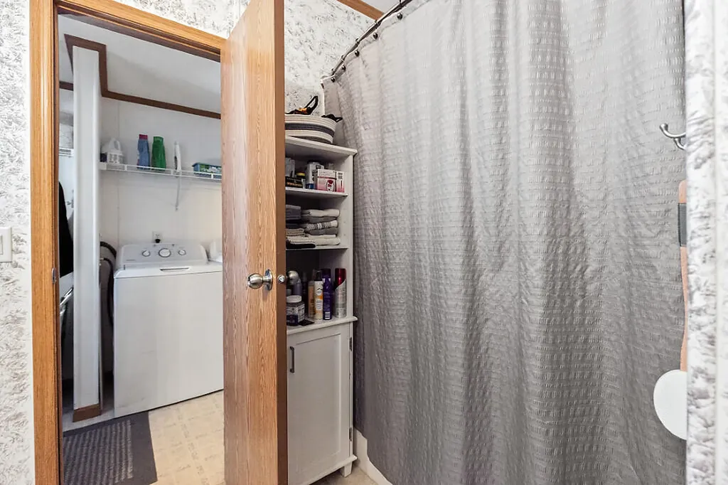 30 Ames Court Pittsfield ME 04967