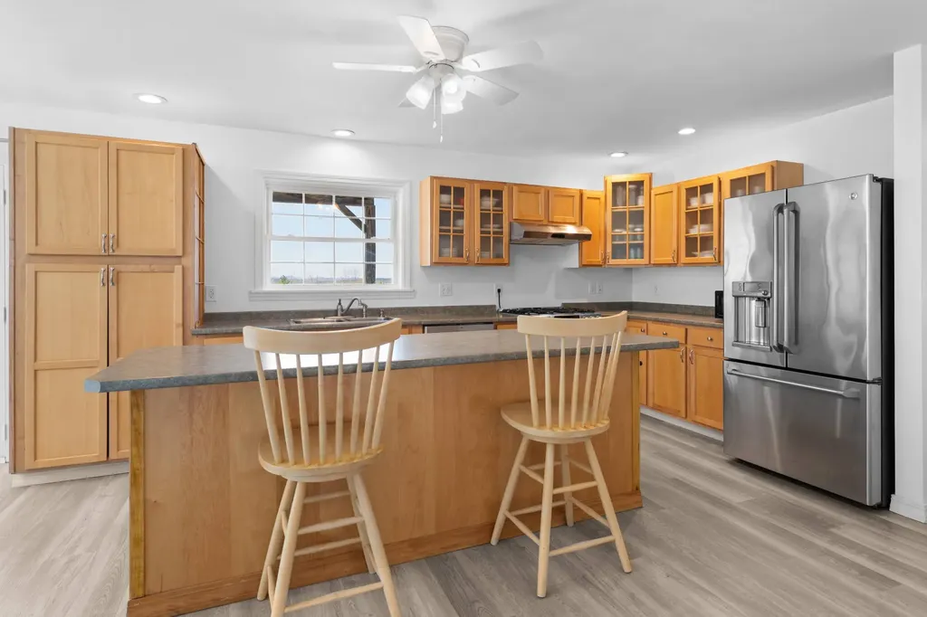 1434 North Road Mount Vernon ME 04352