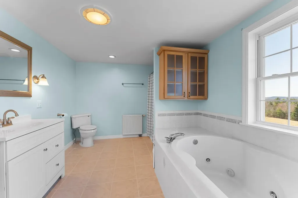1434 North Road Mount Vernon ME 04352