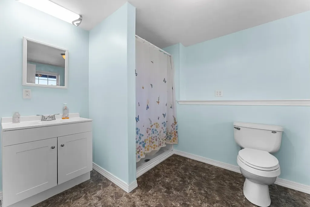 1434 North Road Mount Vernon ME 04352