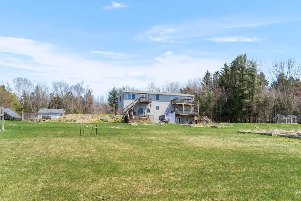 1434 North Road Mount Vernon ME 04352
